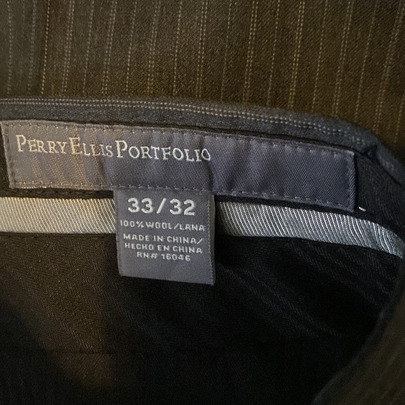Perry Ellis Portfolio: Dress Pant, 33/32 - Picture 5 of 6